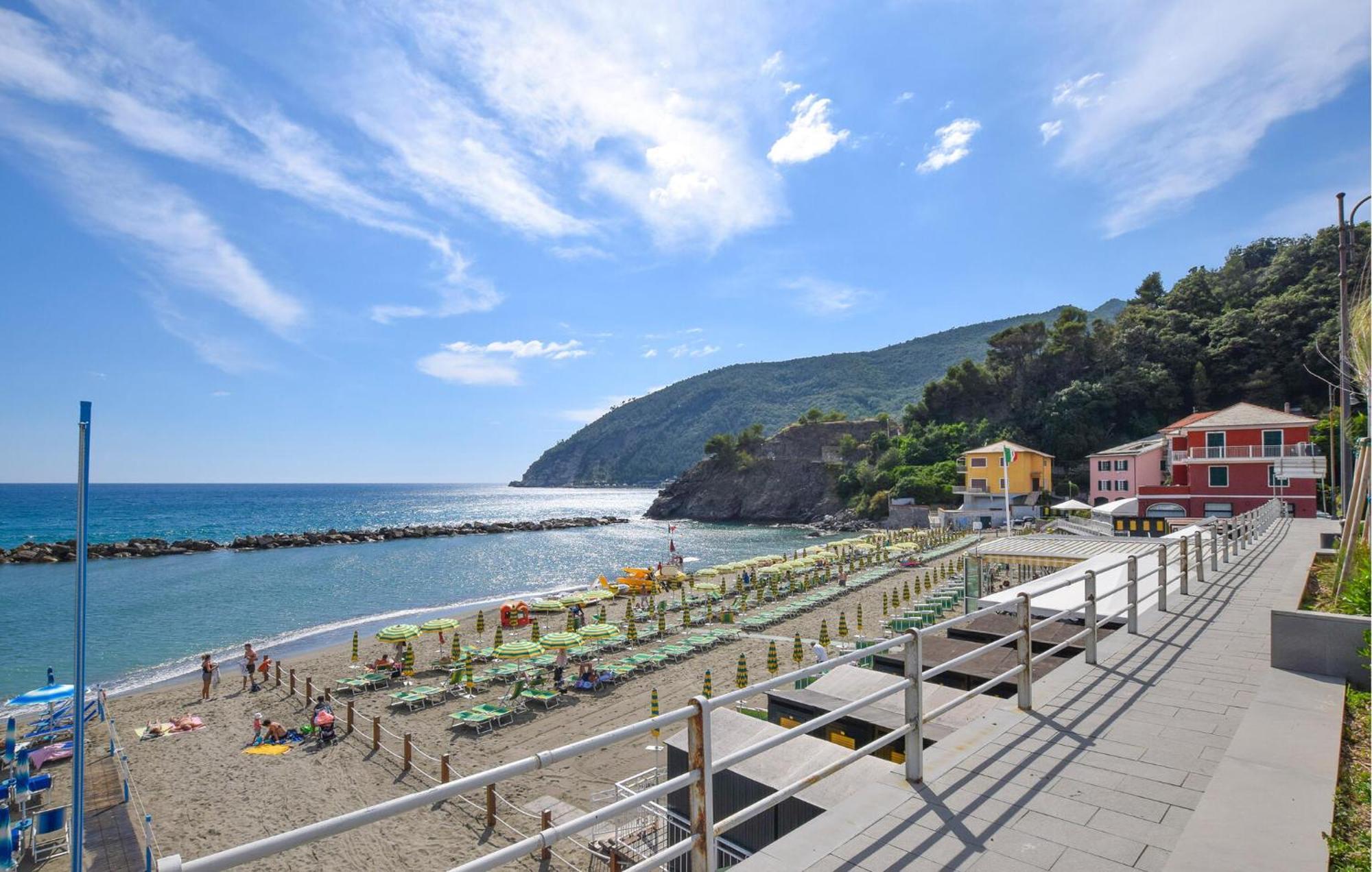 Beautiful Apartment In Moneglia With Kitchen Luaran gambar