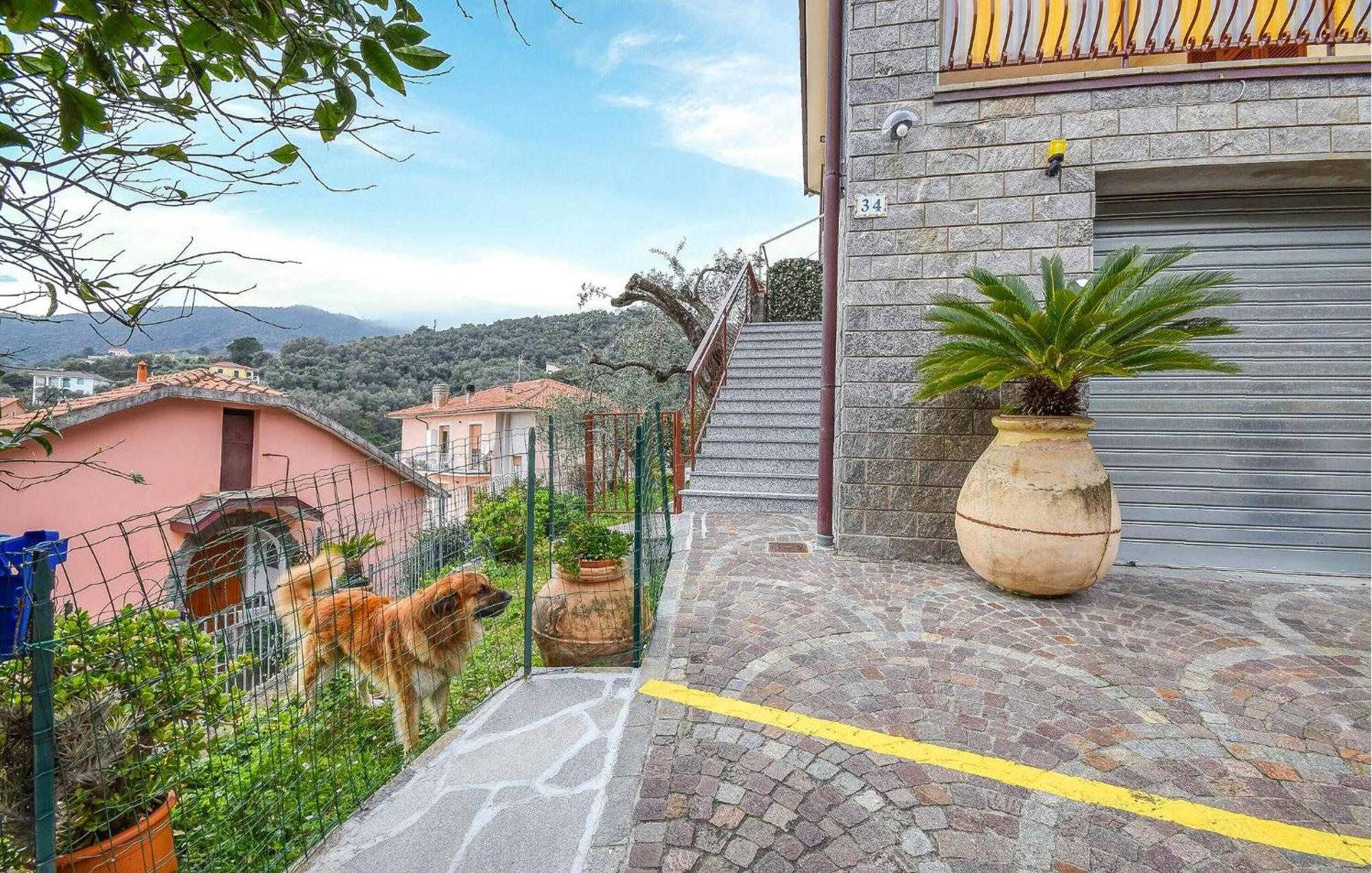 Beautiful Apartment In Moneglia With Kitchen Luaran gambar